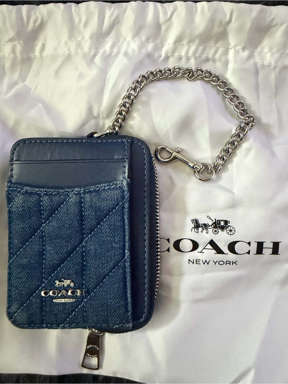 Coach • Zip Card Case in signature denim